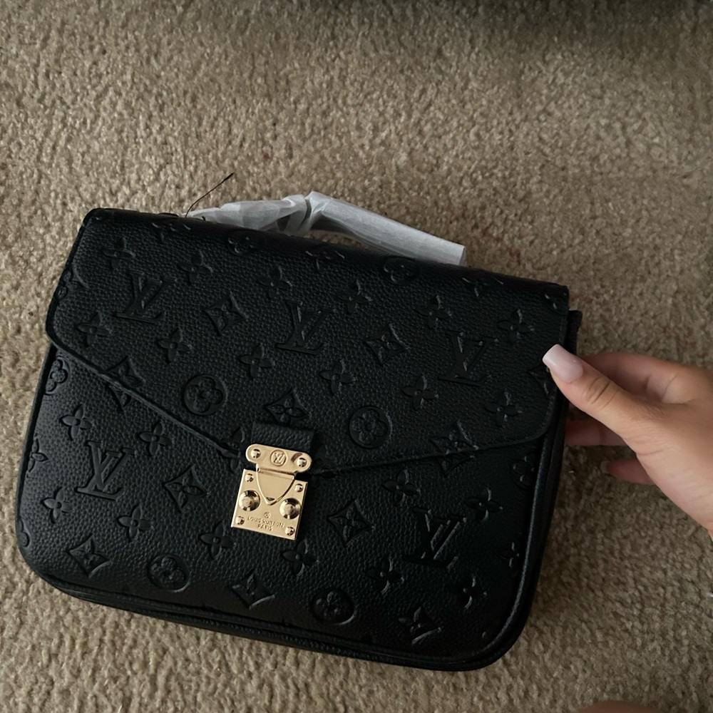 Top handle bag